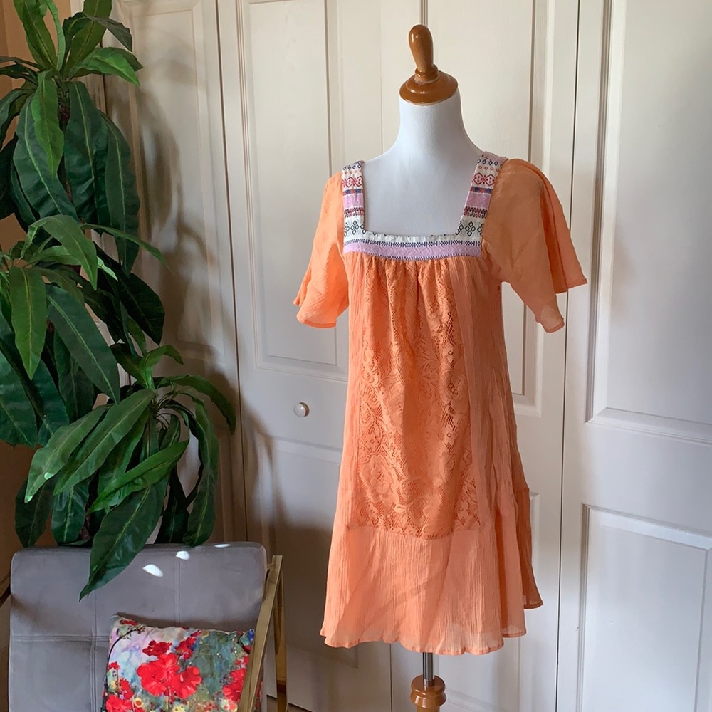 Flying Tomato peach orange dress…peasant, boho, hippy style. Size medium.
